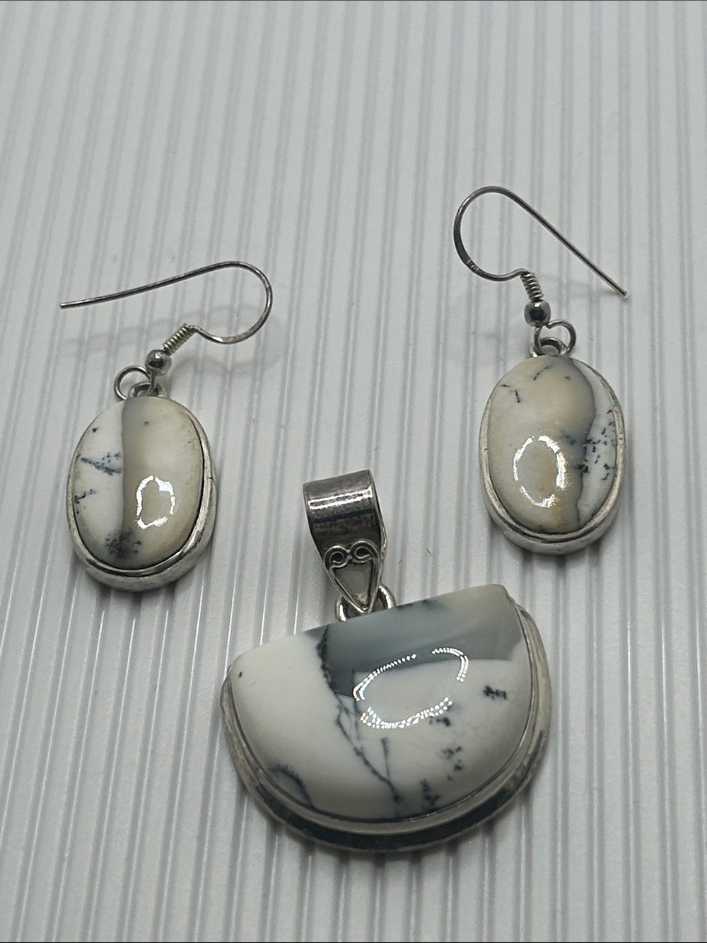 Vintage Sterling Silver White and Gray Dendritic Stone Pendant and Earring Set